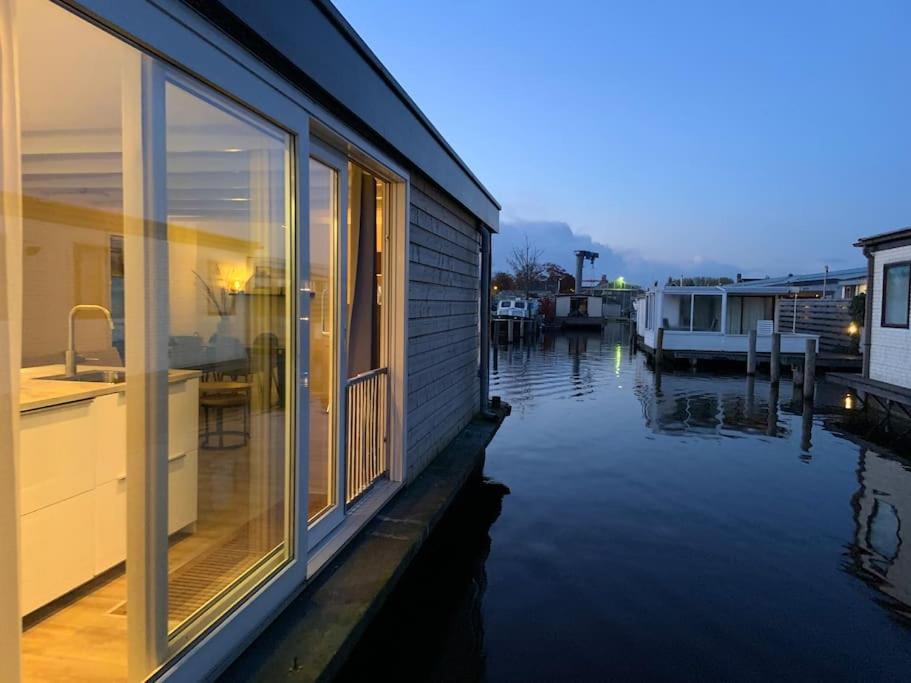 Quiet Waterloft Near Amsterdam And Schiphol Ws17 Aalsmeer Exterior foto